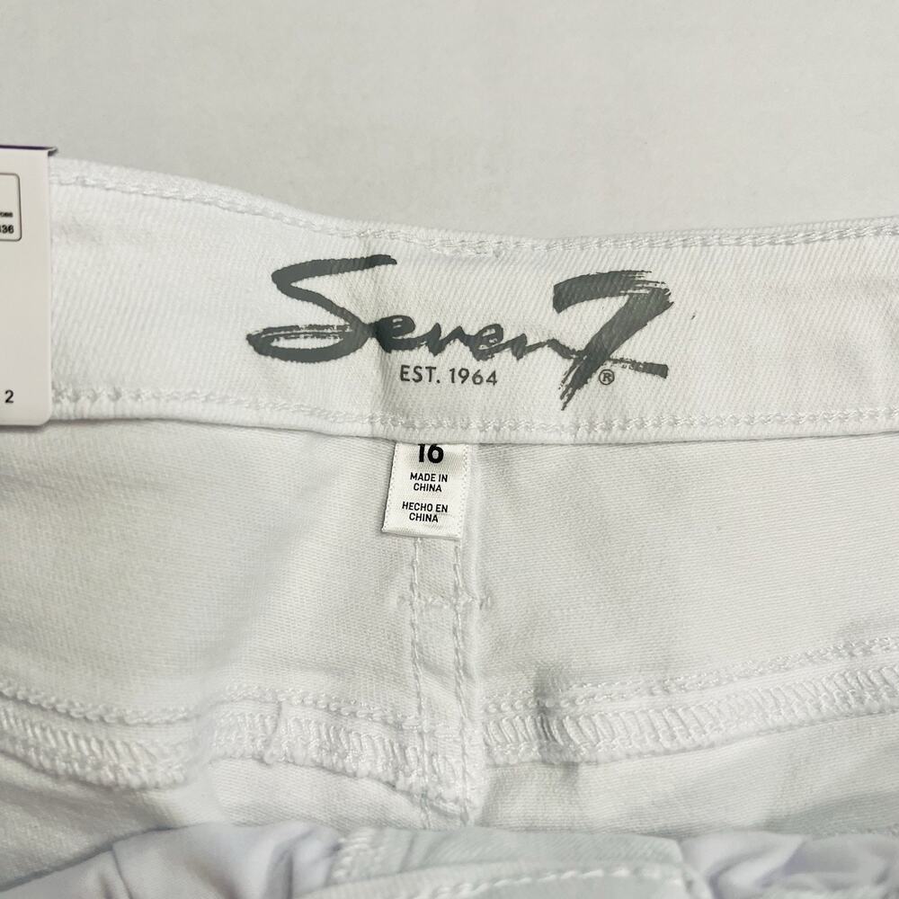 Seven7 Women's Denim White Weekend Short Frayed Hem Sz 16 - Picture 3 of 5